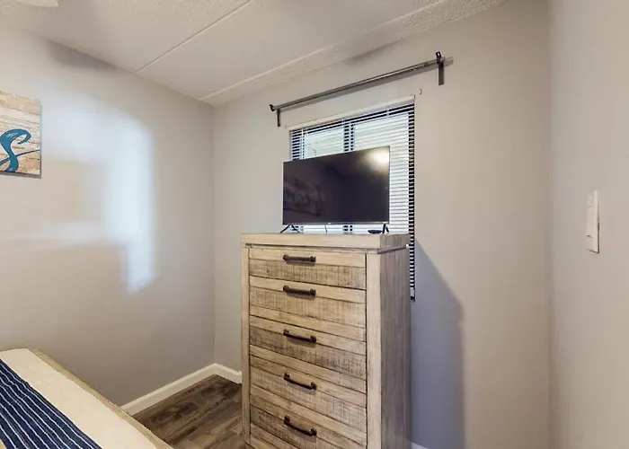 Incredibly Convenient With Balcony Washer & Dryer Ac Shared Pools Gym Tennis * Ocean City