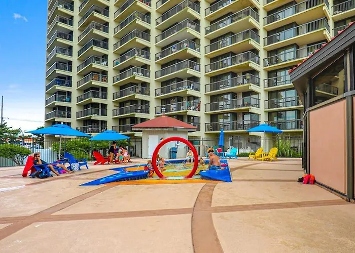 Holiday home Incredibly Convenient With Balcony Washer & Dryer Ac Shared Pools Gym Tennis